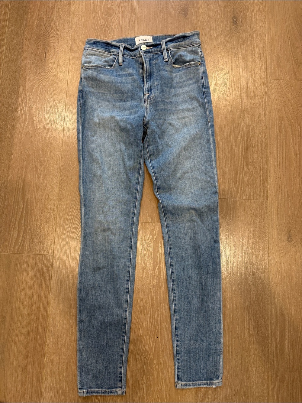 Frame Denim Skinny Jeans in Light Blue Wash
